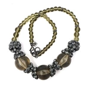 BANANA REPUBLIC NECKLACE Lucite & Rhinestones